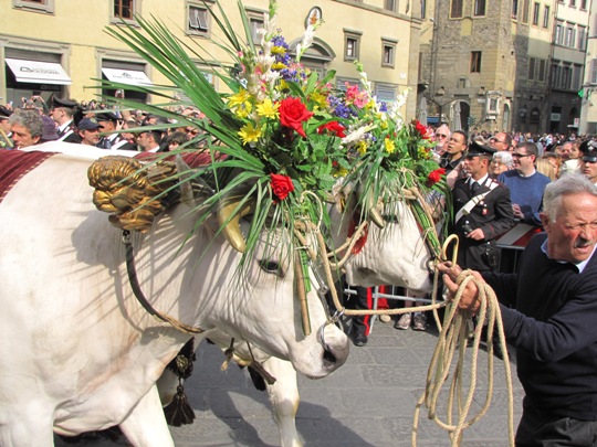 scoppiodelcarro2-easter (1) (1) (1).jpg